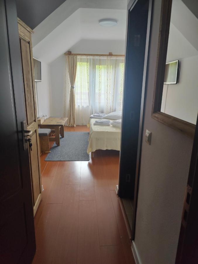 Pensiunea Trei Brazi Arieşeni Extérieur photo